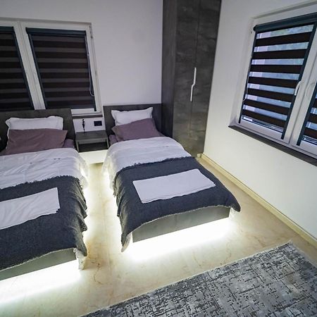 Home Luxury Suites Kriva Palanka Exterior foto