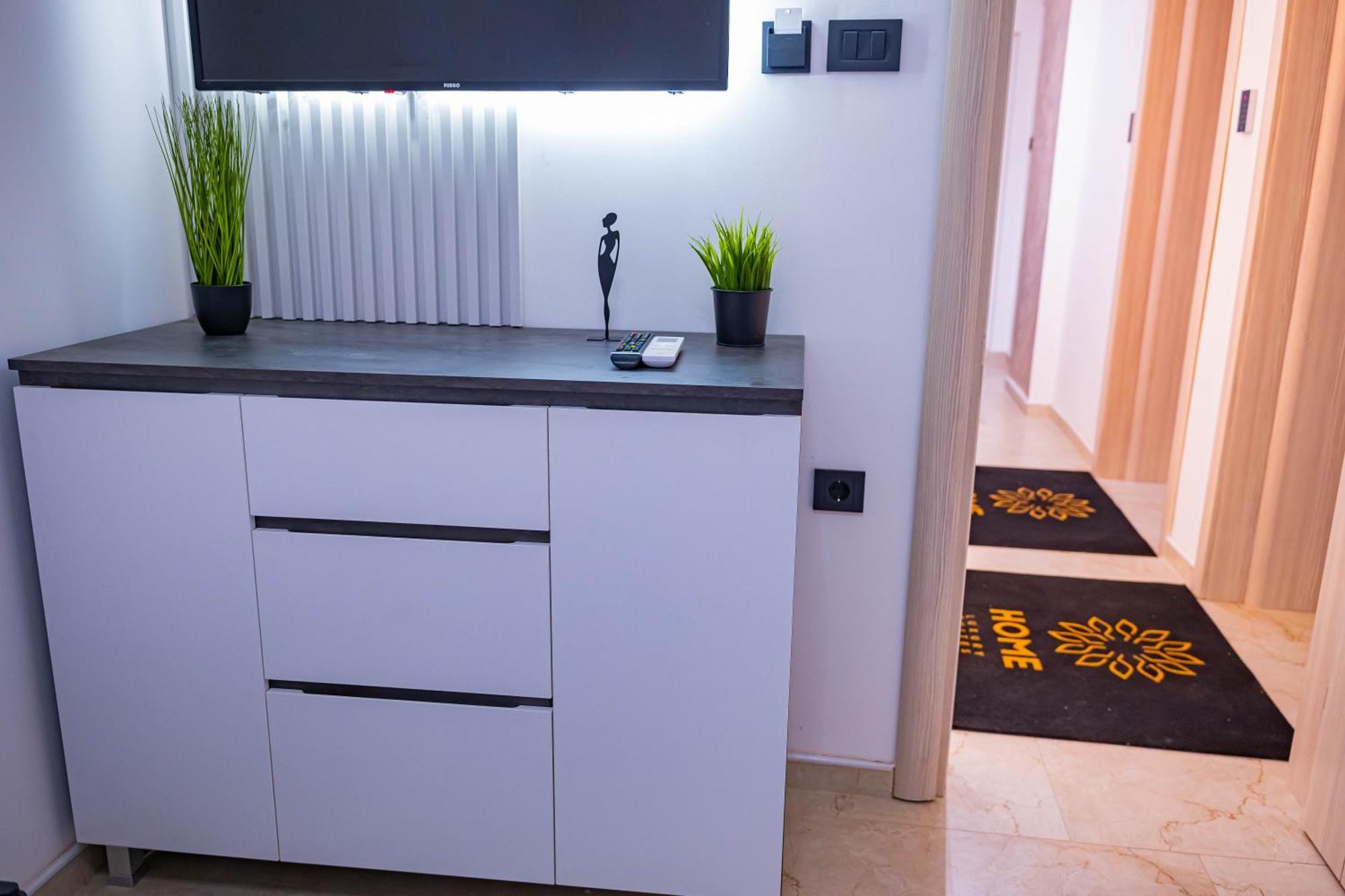 Home Luxury Suites Kriva Palanka Exterior foto